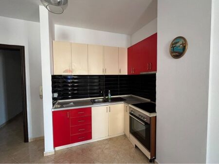 JEPET APARTAMENT 2+1 NË YZBERISHT