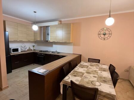 2+1, with parking, peti street dry lake, 800 euros negotiable
