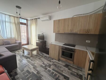 1+1, kat 6 pa ashensore, Vasil Shanto, 600 euro