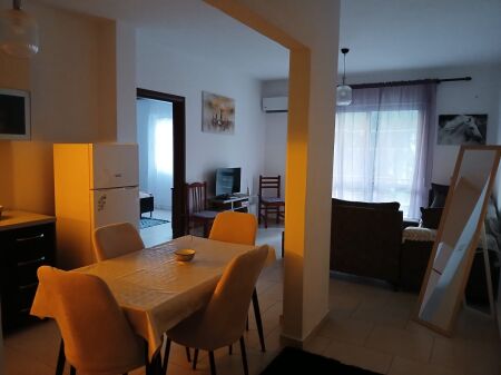 Apartment 200 m from the sea