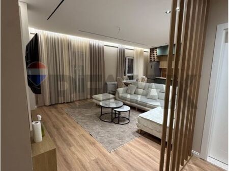 Apartament - Për Qira - Bulevardi i Ri, Tiranë(ID: 530411012-281)
