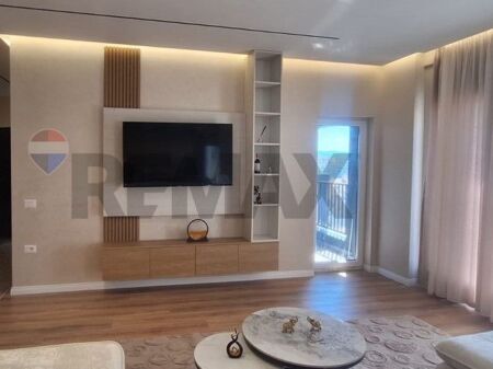 Apartament 2+1+2 ne Shitje tek Bulevardi Ri  ID: 530411012-182
