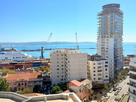 FOR RENT 1+1 APARTMENT NEAR THE MUNICIPALITY, DURRES
