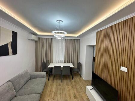 🏠 **APARTAMENT 2+1 ME QIRA | 21 DHJETORI**