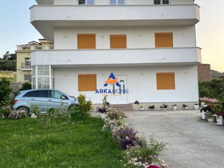 JEPET ME QERA VILE 3-KATESHE 500 M2 "MJULL-BATHORE, PRANE TEG" 250.000 LEKE