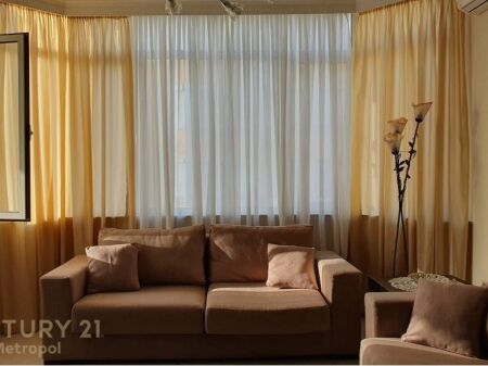 Appartamento 2+1+2 in Affitto – Comune di Parigi, Tirana