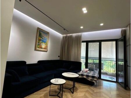Shitet Apartament 2+1+2 + Post Parkimi-Green City