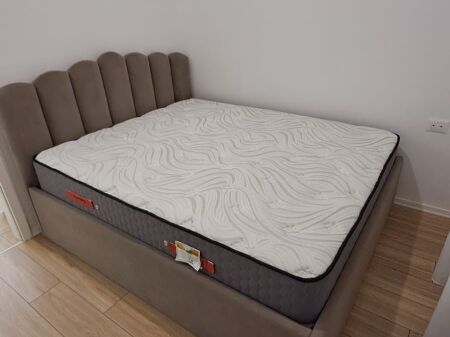 Jepet Me Qera Apartament 2+1+1 Ballkon