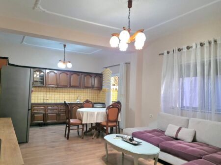 Qira, Hyrje private, 3+1+3+2Blk, Fusha e Aviacionit, 75,000 Lek/muaj