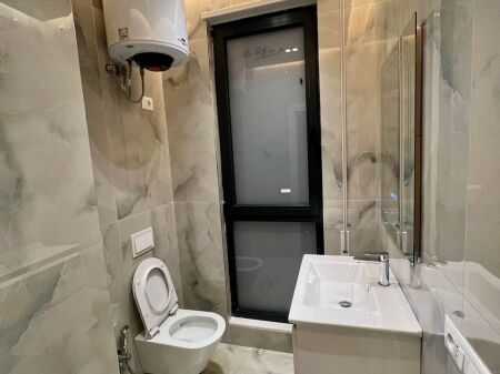 📣 QERA Apartament 3+1+2 📍 Rezidenca Erli, Prane UET, Porcelan 🛣️ Rruga “Xhanfize Keko” ✨