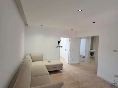 APARTAMENT ME QERA 2+1 RRUGA E KAVAJES 70.000 LEKE FH-92710