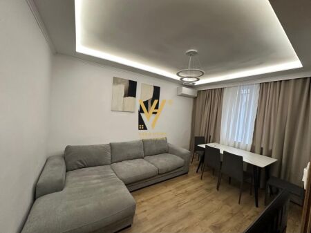 JEPET APARTAMENT 2+1 ME QERA TE RRUGA E KAVAJES 73.000 LEKE