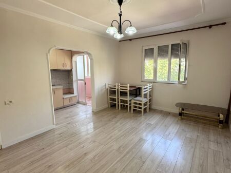 APARTAMENT 1+1 PER SHITJE TEK RRUGA IRFAN TOMINI