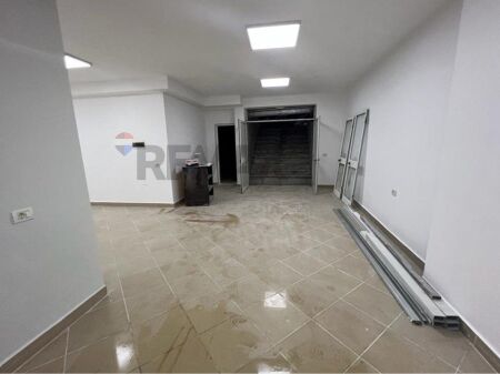 Negozio - In Vendita - Ex Mercato Elettrico, Tirana(ID: 530391016-260)