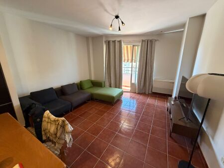 Qera apartament 2+1  Rruga Islam Alla  myslym shyr cmimi 700 eueo