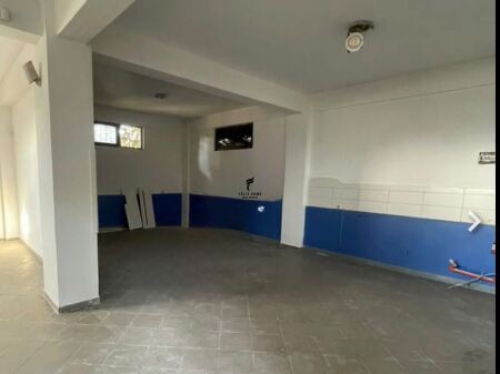 WAREHOUSES FOR RENT 220 M2 LAPRAKE 70,000 LEKE FH-92865
