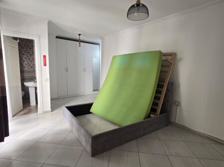 Studio apartment for sale on Dibres Street