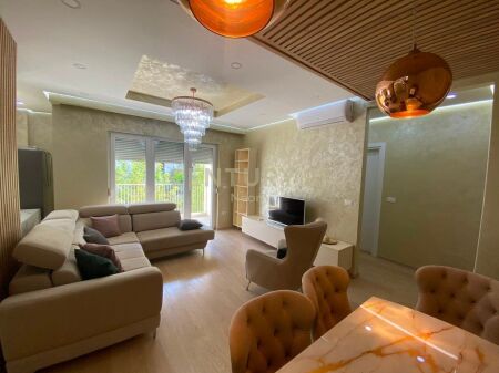 Jepet me Qira Apartament 2+1+2 tek Rezidenca Park Life 1,200 € /Muaj