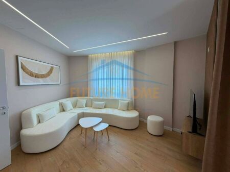 Qera, Apartament 2+1+2, Unaza e Re