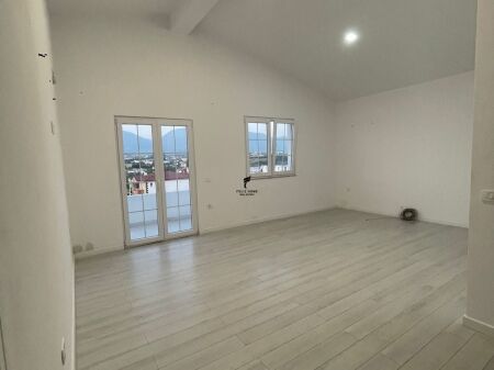 OFFICE FOR RENT 1000 M2 TEG 250,000 LEKE  FH-92671
