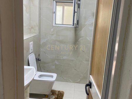 Jepet me qera apartament 2+1 Kompleksi Magnet
