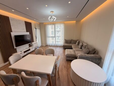 Jepet me qera 3+1+2  Adresa : Porcelan Kompleksi Erli  Kati 6  E mobiluar  Cmimi 1000€