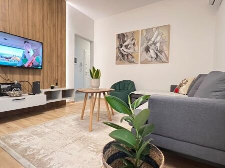 APARTAMENT 2+1 ME QIRA – PAZARI I RI, TIRANË