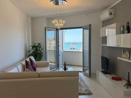 Shitet Apartament 2+1 me pamje deti dhe Garazh te mbyllur 30m2