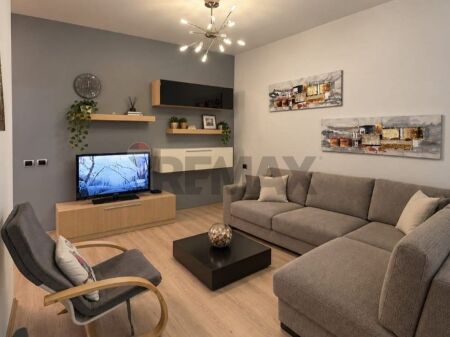 Shitet - Apartament 2+1 tek ATSH
