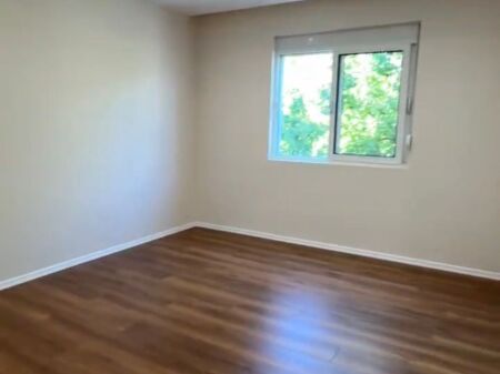 Shitet Apartament 2+1 ne Durres