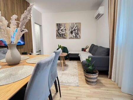 APPARTAMENTO 2+1 IN AFFITTO – Centro Tirana