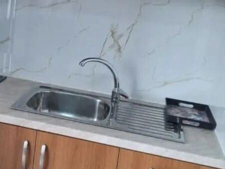APARTAMENT 1+1 30,000 LEKE SPITALI AMERIKAN 2