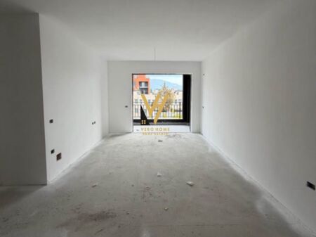 SHITET APARTAMENT 1+1+BLK TE PLATINIUM 2, PASKUQAN 8.500.000 LEKE