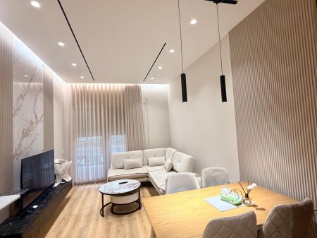 APARTAMENT 1+1 ME VERANDË PËR SHITJE | KODRA E DIELLIT 