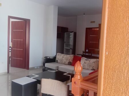 Qera | Shtëpi private 3 + 1 | Rruga Jordan Misja | 550 €/muaj