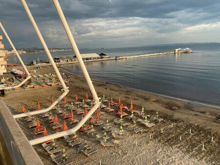AFFITTASI APPARTAMENTO 1+1 NELLA ZONA DELLA SPIAGGIA, DURRES