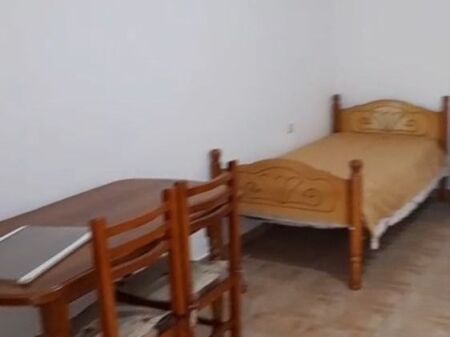 GARSONIERE 25,000 LEKE JORDAN MISJA, PRANE MECE HOTEL