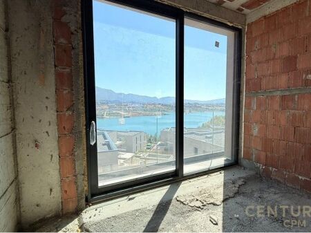 SHESIM VILE INDIVIDUALE ME PISHINE TEK LAKESHORE RESIDENCES
