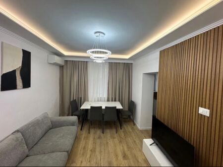 Appartamento 2+1 in affitto in Via Kavaja!