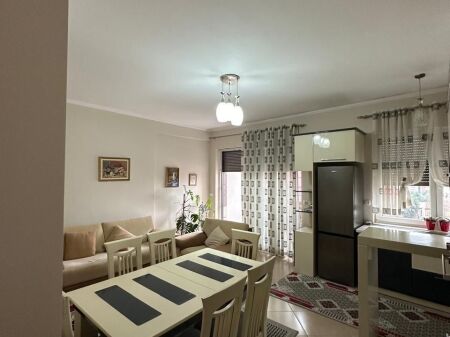 JEPET ME QIRA APARTAMENT 1+1 – RRUGA BOGDANËVE