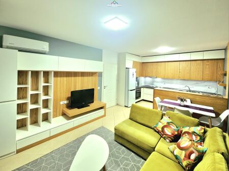 Apartament 2+1 Me Qera Tek Rruga 5 Maji (ID B220687) Tirane