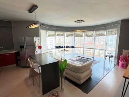 Apartament 2+1 me qira tek Komuna e Parisit!
