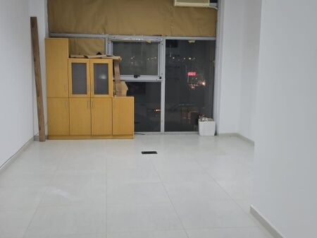 DYQAN  PARKIM NË SHITJE – KAMËZ F   ID 5554
