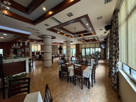 Lokal Me Qera Ne Kinostudio (ID BL2200) Tirane