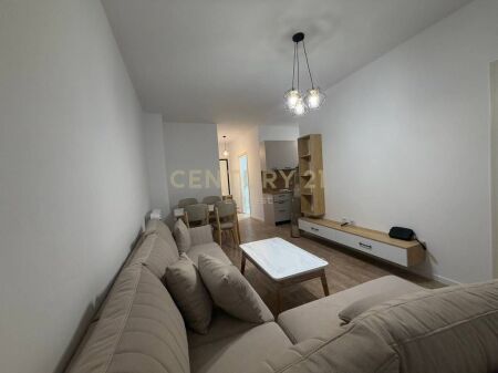 Laprake, Apartament 1+1 me Qira 550 € /Muaj 50,000 Lekë /Muaj