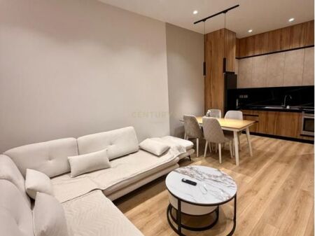 Shesim apartament 1+1+ Verande . KODRA E DIELLIT 170,000 €