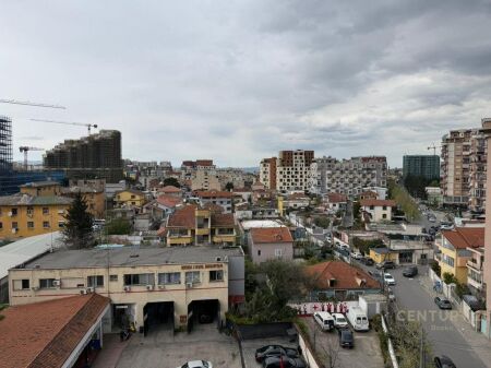 SHITET, APARTAMENT 2+1+2 ME GARAZH NE HYRJE TE DON BOSKO