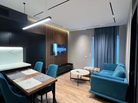 Appartamento 2+1 in Affitto in Via Barrikadave Tirana
