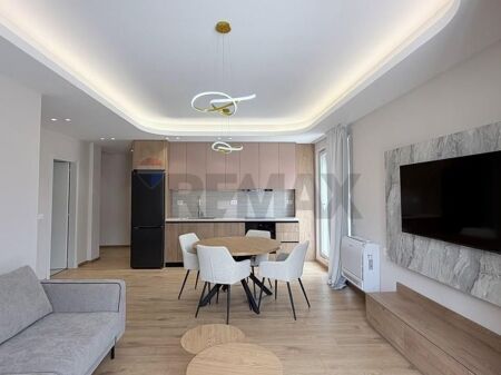 Super Apartament 2+1+2 Poste Parkimi per shitje ---Bulevardi Zhan Dark!