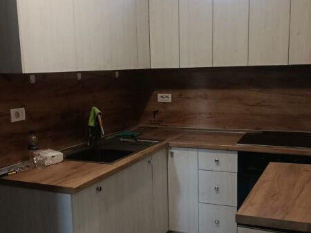 APARTAMENT ME QERA 2+1 BULEVARDI ZOGU I PARE 120.000 LEKE FH-93125